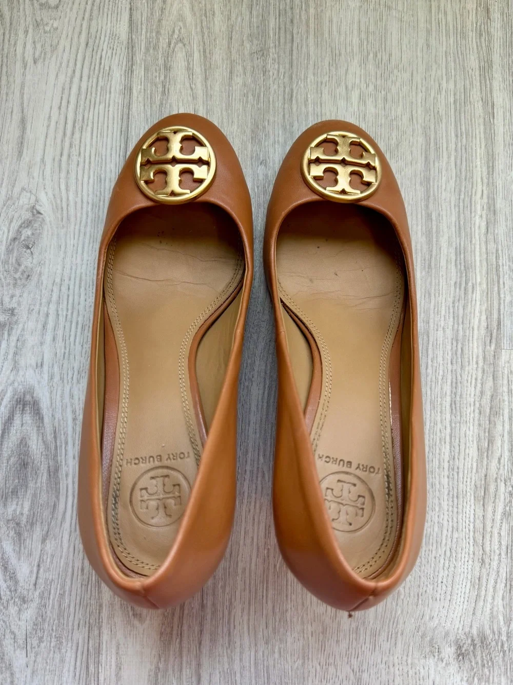 Tory Burch - Cognac Leather Logo - Reva Ballet Flats/Wedges with Gold Medallion